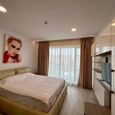 Apartment Iris